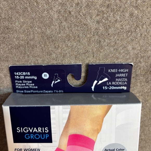 SIGVARIS WELL BEING Sz 7.5-9.5 Pink Stripe Compression Socks 15-20 mm hg NEW - Picture 2 of 8